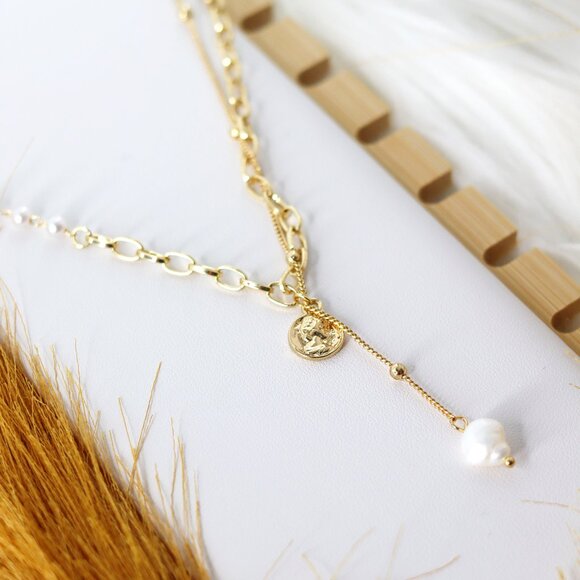 Chic Stainless Steel Coin Pearl Necklace for Every Occasion - Picture 2 of 2